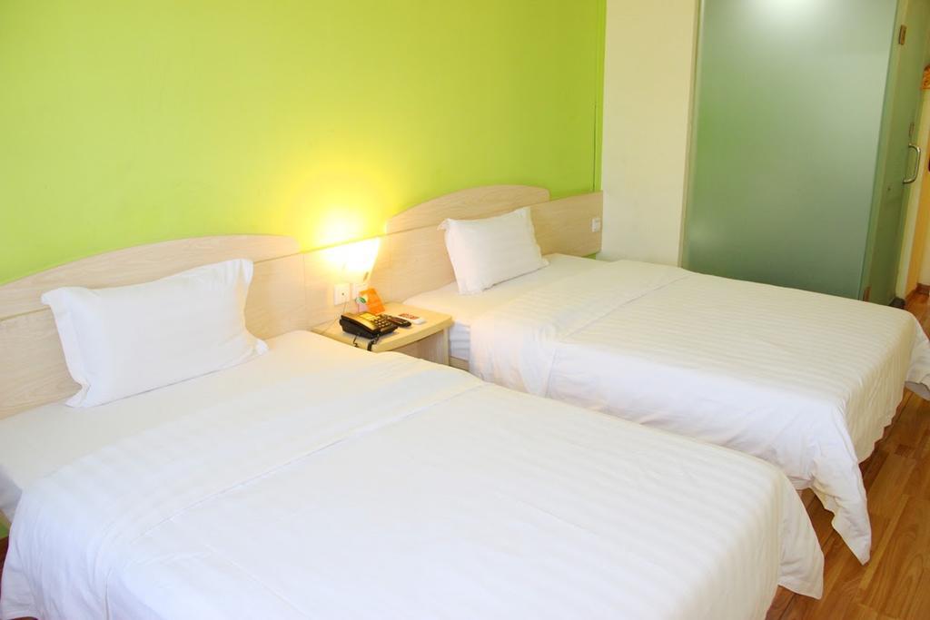 7Days Inn Guangzhou Kecun Branch Szoba fotó